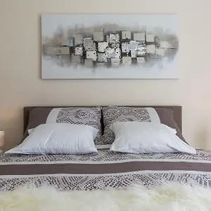 Boutique With Balconies, In Walking Distance To The Sea Apartamento